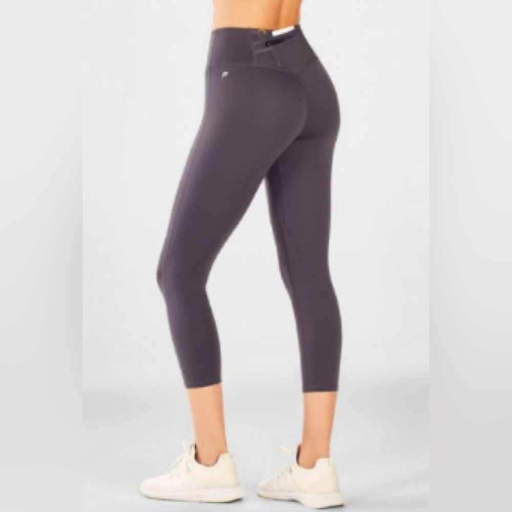 Fabletics High-waisted Capri Leggings